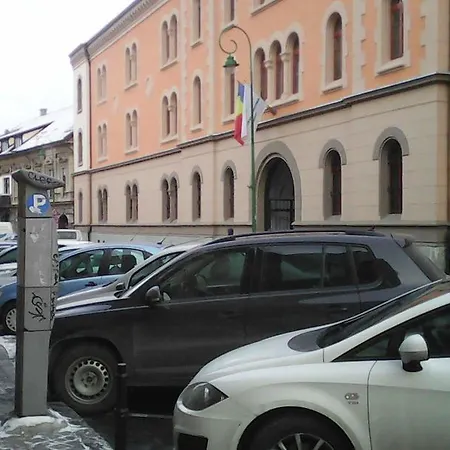 Star In Historic Center Apartment